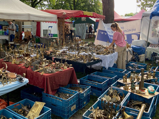 Tips to score the best vintage treasures at Brocantemarkt Braderie de Lille