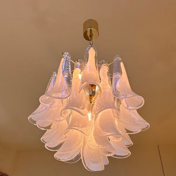 Italian Novaresi opal Murano glass chandelier, 1970s