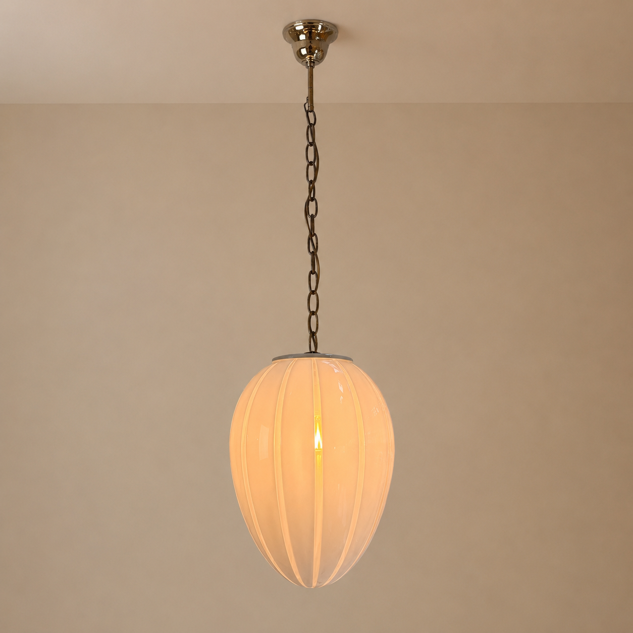 Murano egg pendant light