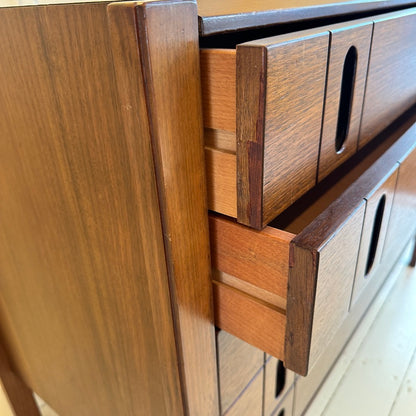 Walnut chest of Drawers, Giovanni Ausenda for Stilwood.