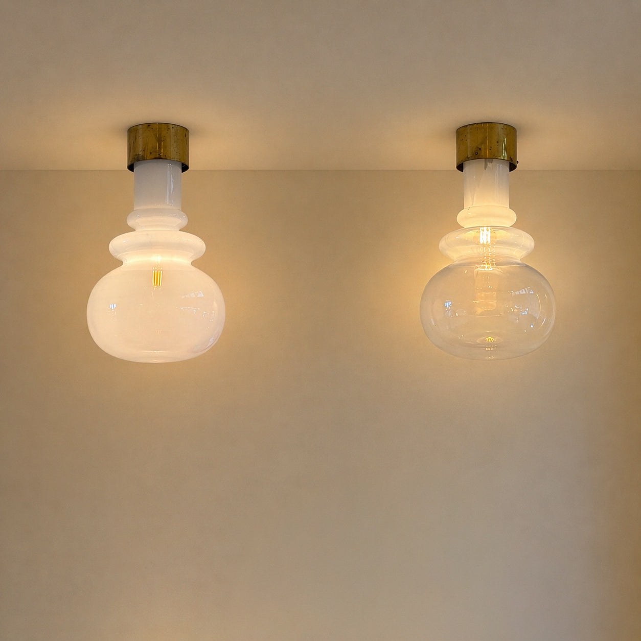 Opaal Murano glazen hanglamp 1979 van Toni Zuccheri VeArt
