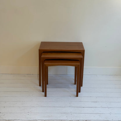 Mid-century nesting tables set Teak wood