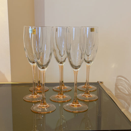Luminarc flutes with pink stem