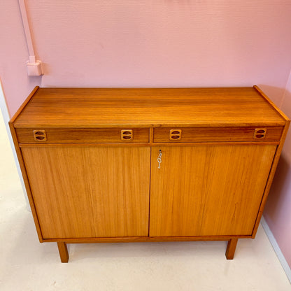 Mid century dresser - Sweden