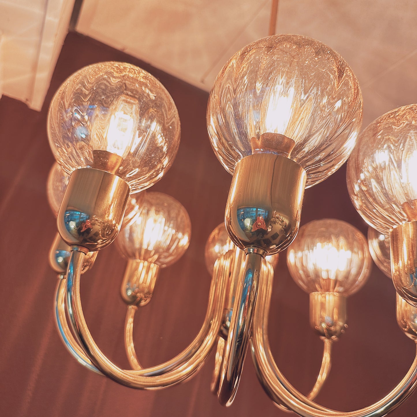 Kaiser Leuchten chandelier with amber globes