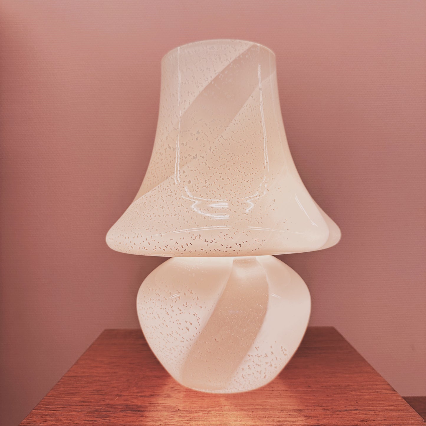 Murano glass mushroom glitter lamp