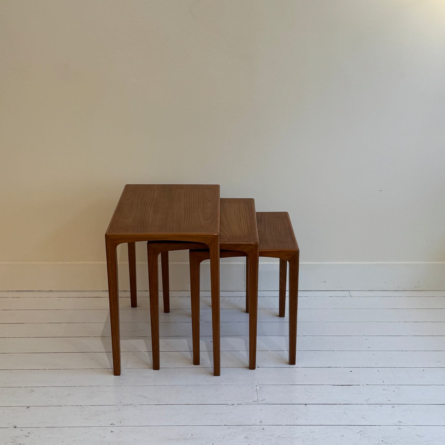 Mid-century nesting tables set Teak wood