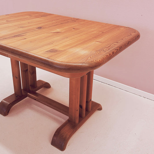 1970's Extendable pine wood dining table