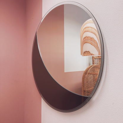 Ronde halvemaanvormige spiegel in 2 tinten
