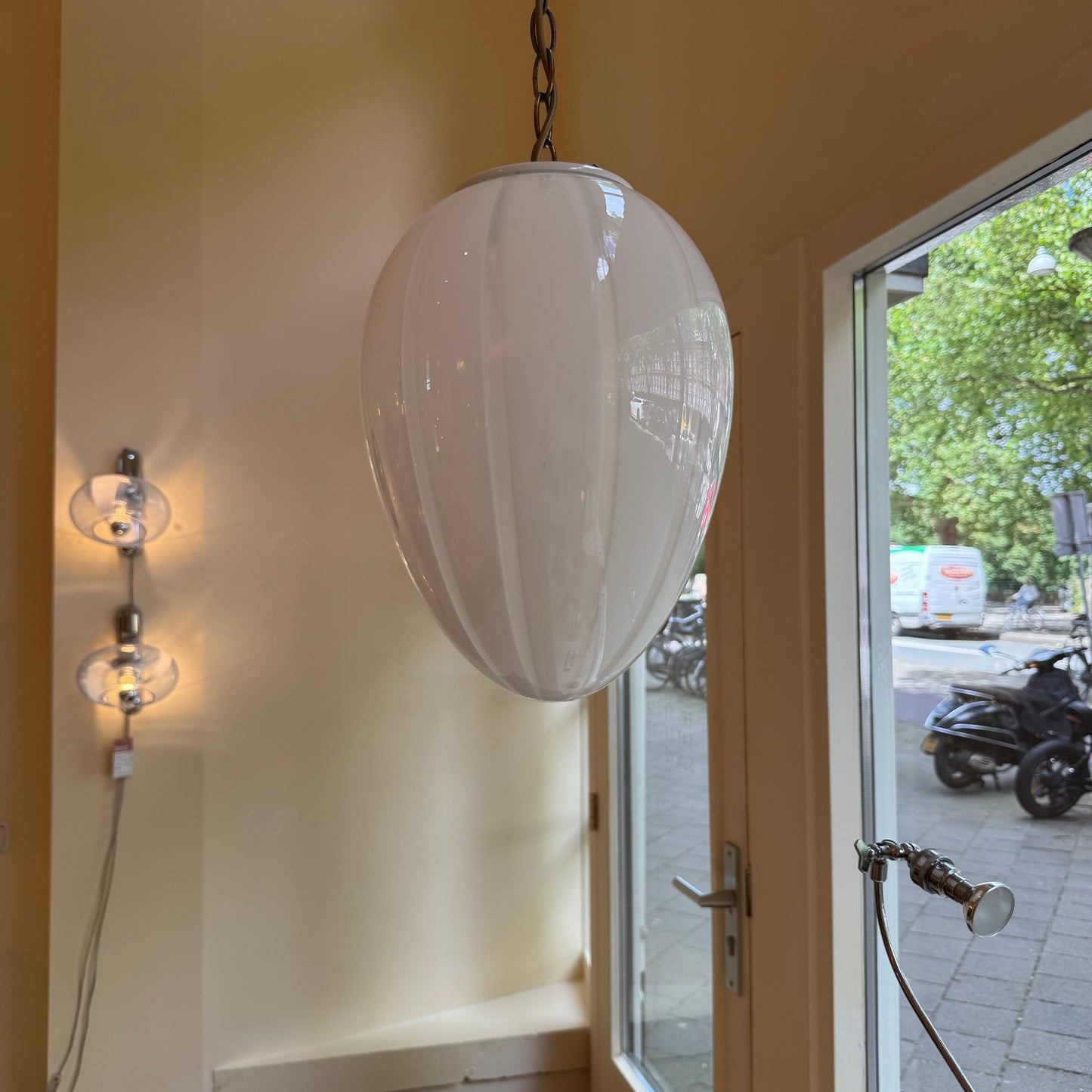Murano egg pendant light