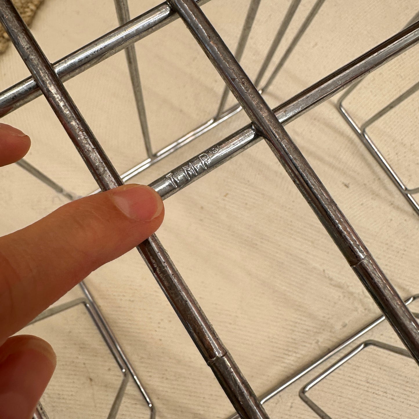 Tijdschriftenhouder / tafel uit de jaren 80 van Chrome