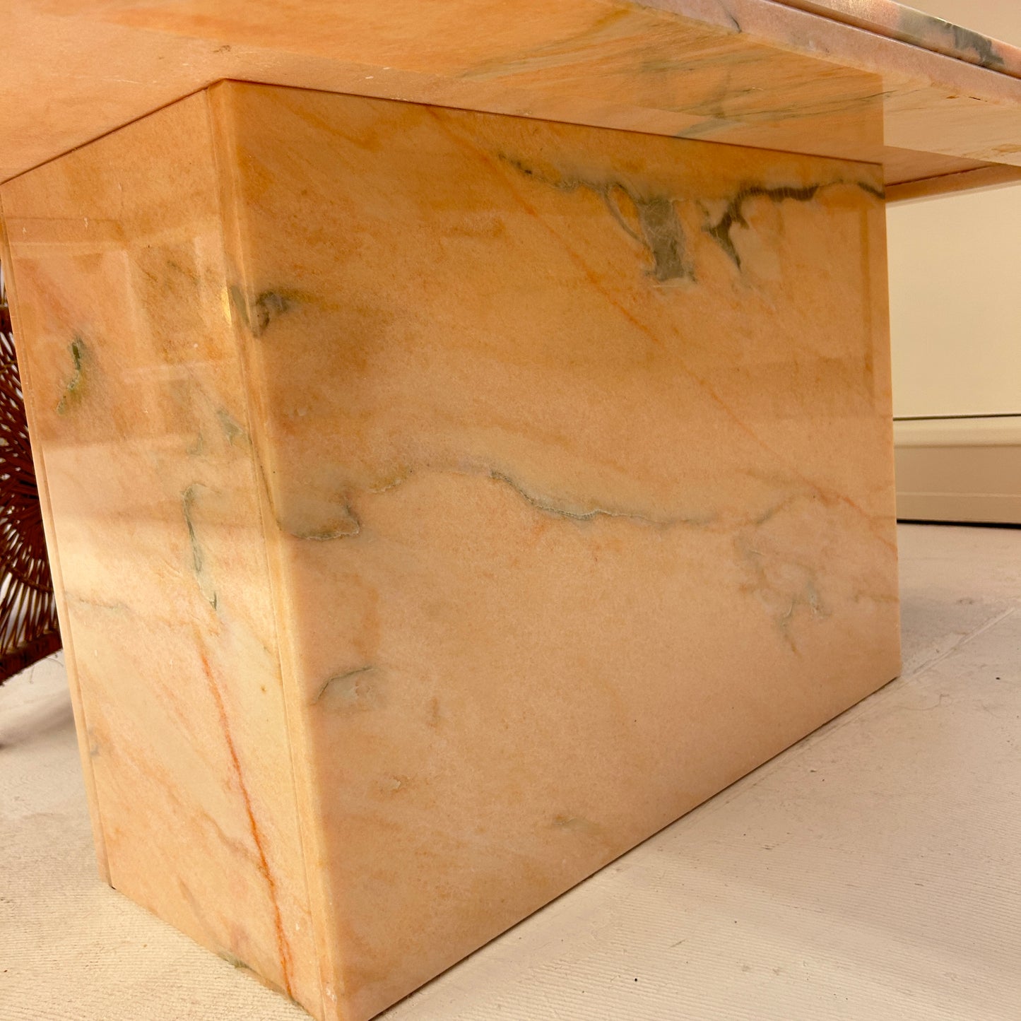 Pink marble coffetable / sidetable