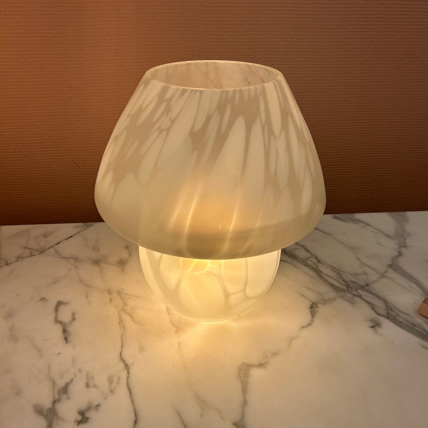 Mushroom ‘turtle’ table lamp