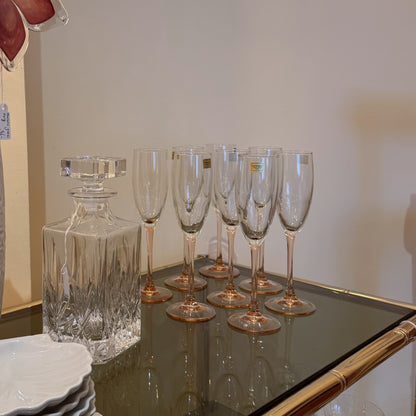 Luminarc flutes with pink stem