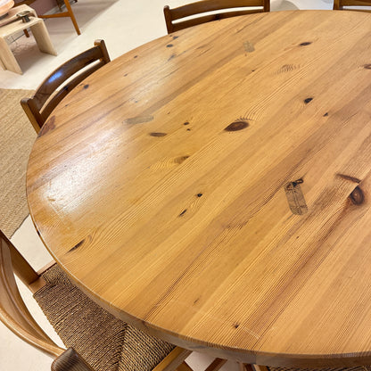 Round Dining Table by Roland Wilhelmsson - Swedish Pine Wood, 1970 | Karl Andersson & Söner