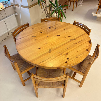 Round Dining Table by Roland Wilhelmsson - Swedish Pine Wood, 1970 | Karl Andersson & Söner