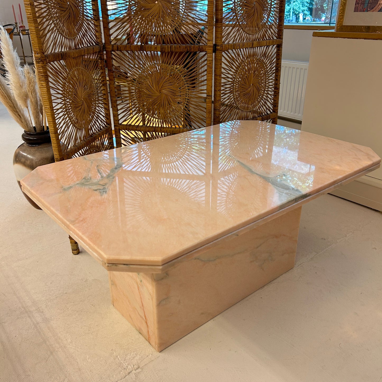 Pink marble coffetable / sidetable