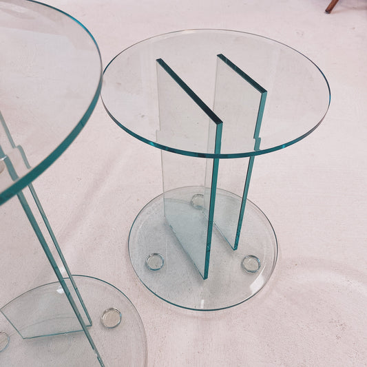 Round glass pedestal / sidetable