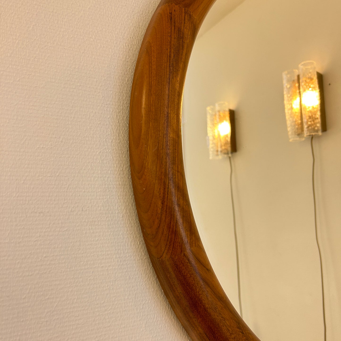 Round wooden mirror