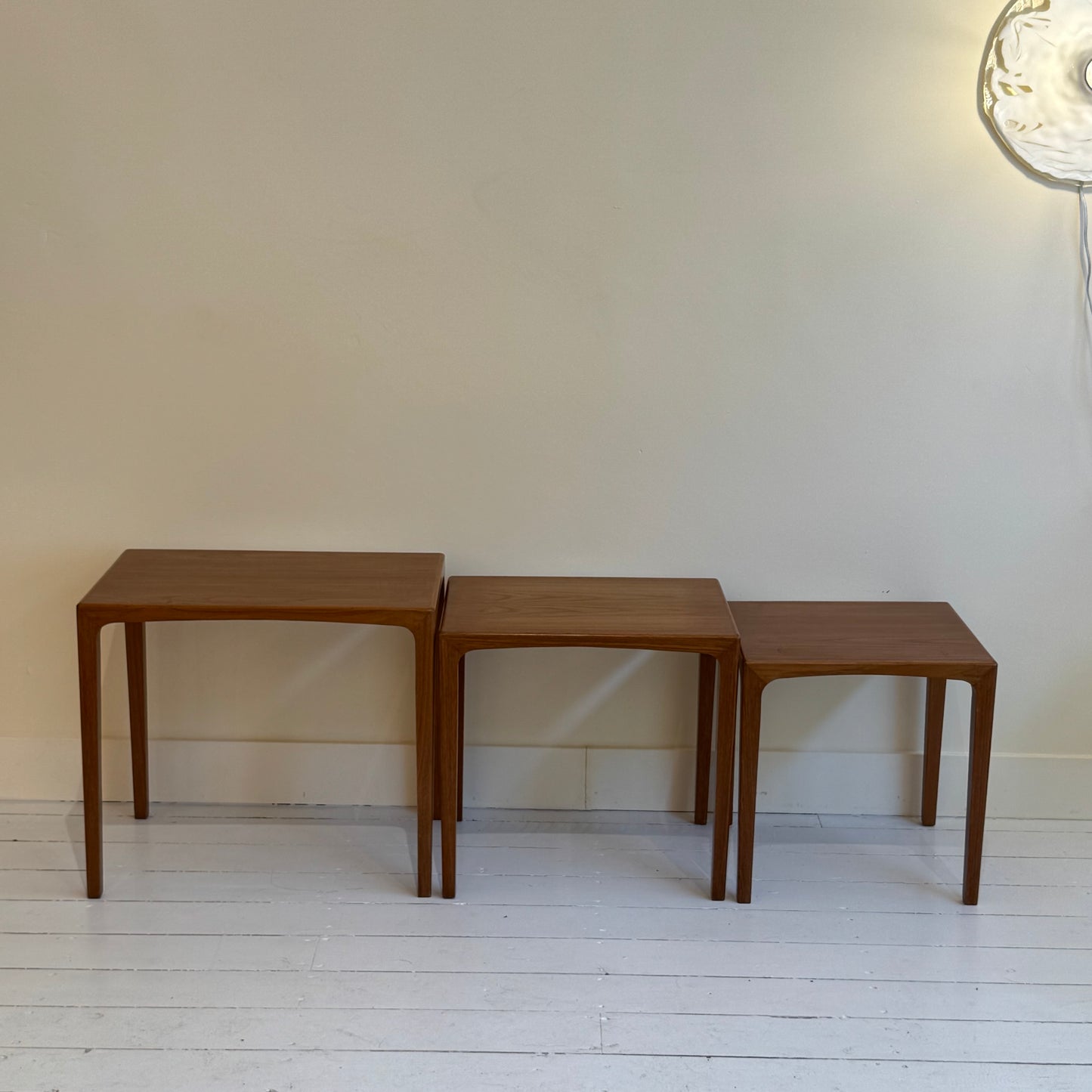 Mid-century nesting tables set Teak wood