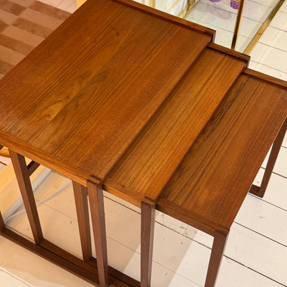 Mid-Century teak wood nesting tables, 1960s