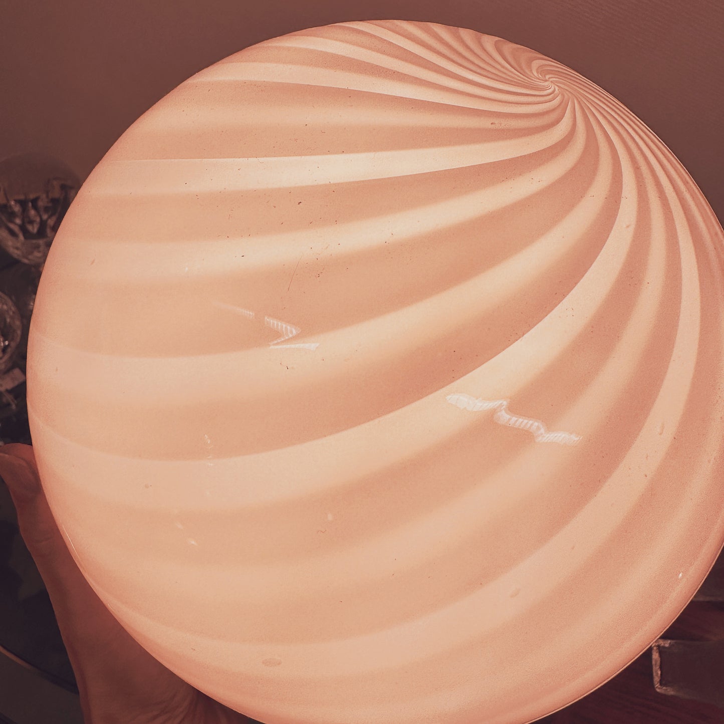 Cute swirl table lamp of Murano glass