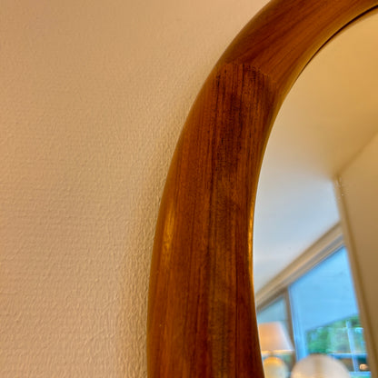 Round wooden mirror