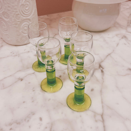 Set of 5 green glasses