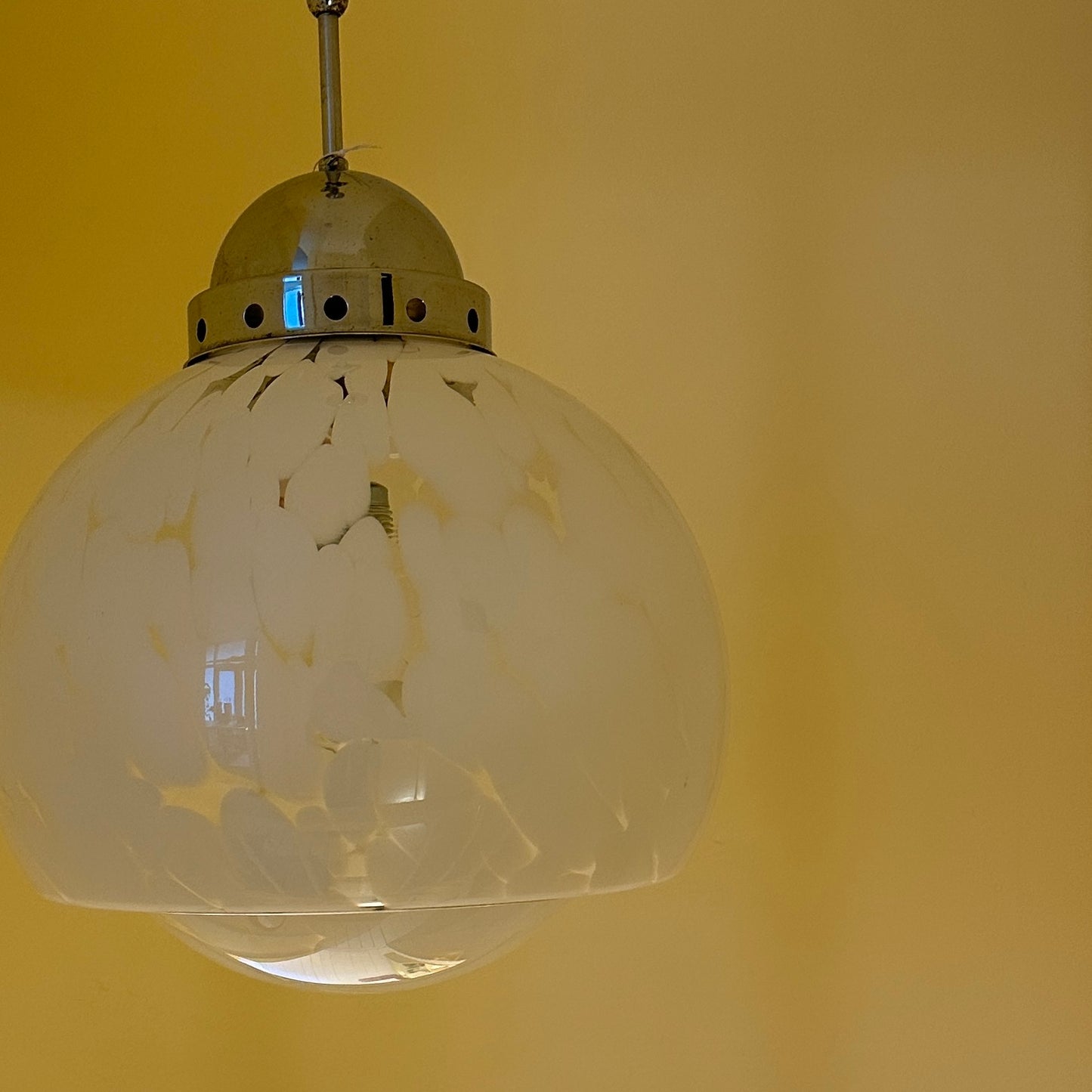 Italian 1970s Carlo Nason for Mazzega white and transparant Murano glass, chrome  - 1970