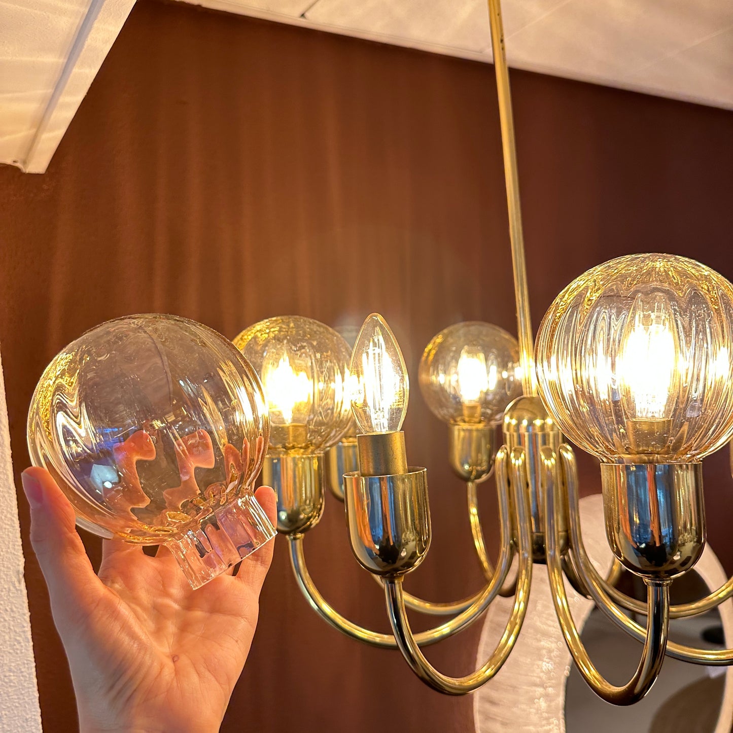 Kaiser Leuchten chandelier with amber globes