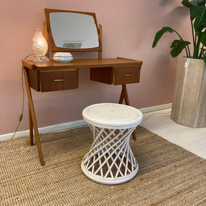 White rattan & bamboo stool