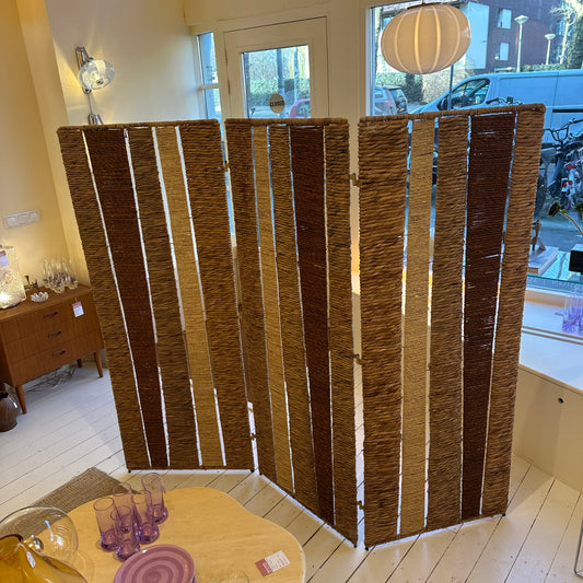 Wicker, rattan and rope folding screen