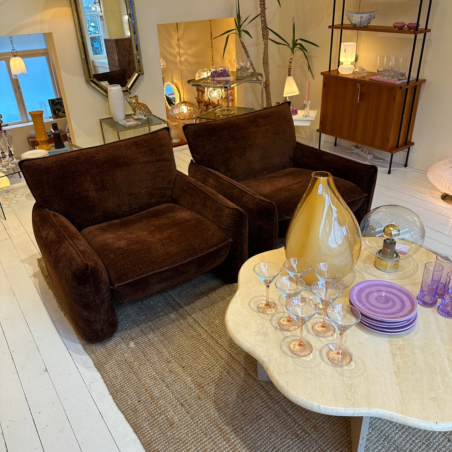 Italiaanse, chunky bruine loungestoelen