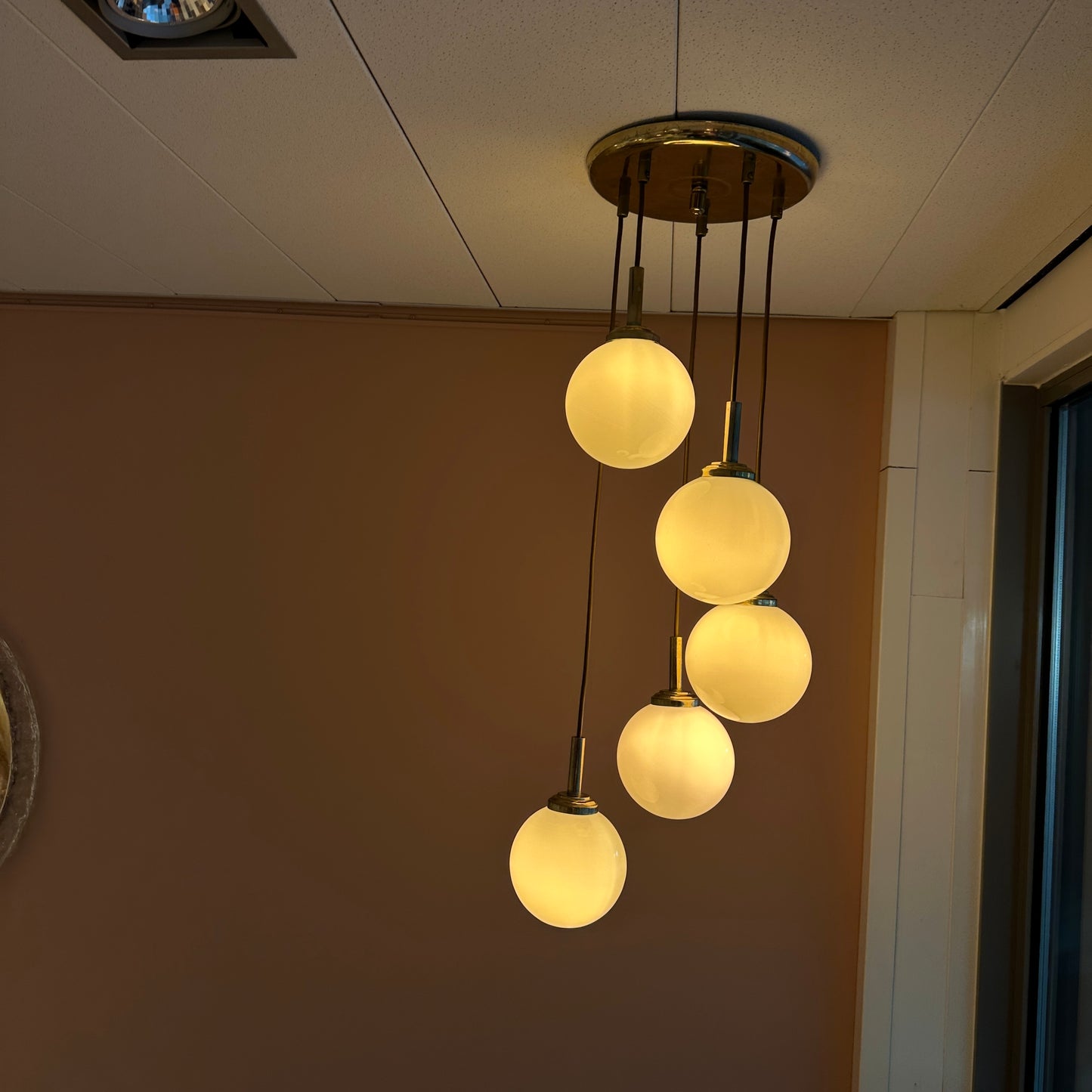 Hanging lamp with 5 opal glass white balls