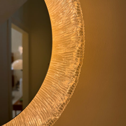 Illuminated Round Mirror, Hillebrand
