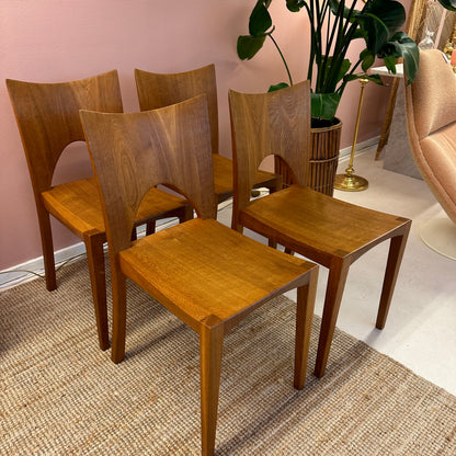 Set of 4 arched solid wooden Caresse dining chairs